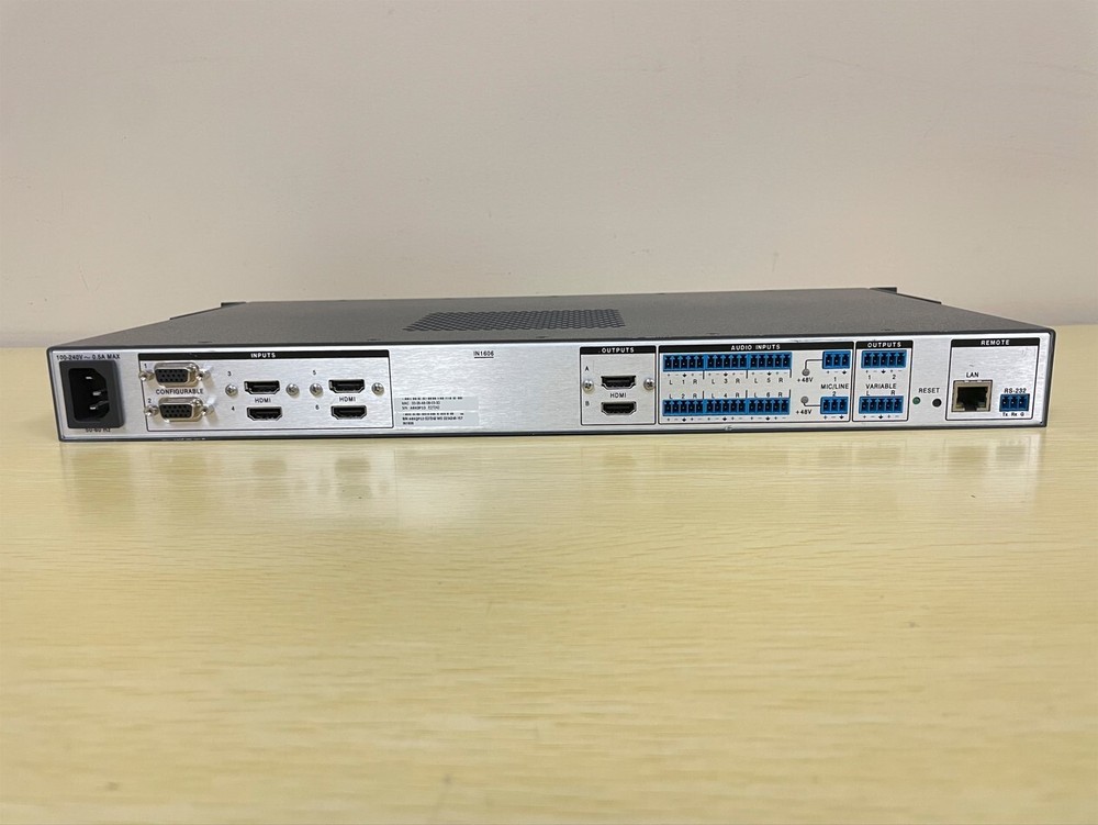 Extron 6-Input Scaling Presentation Switcher IN1606
