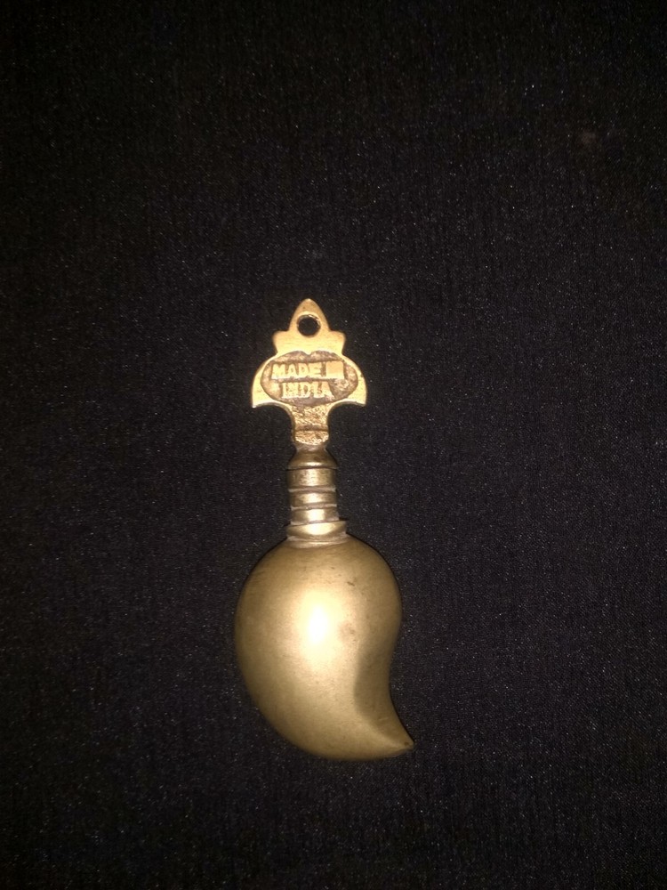 ANTIQUE TRADITIONAL INDIAN BRONZE MANGO SHAPE BOTTLE KOHL CONTAINER SURMA DANI #