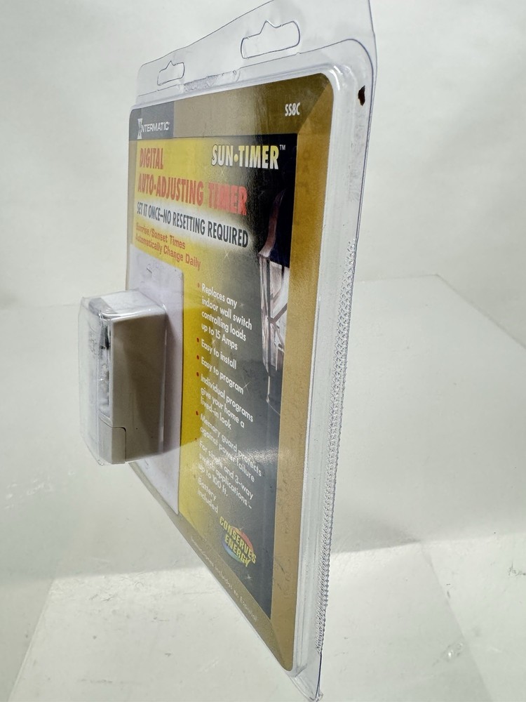 Intermatic SS8C Digital Auto Adjusting Sun Timer Programmable New Sealed