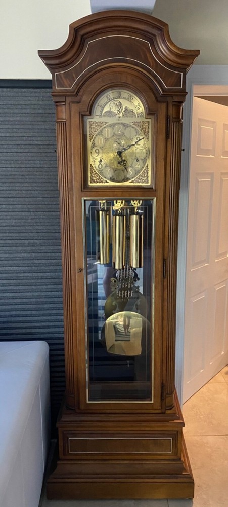 grandfather clock howard miller