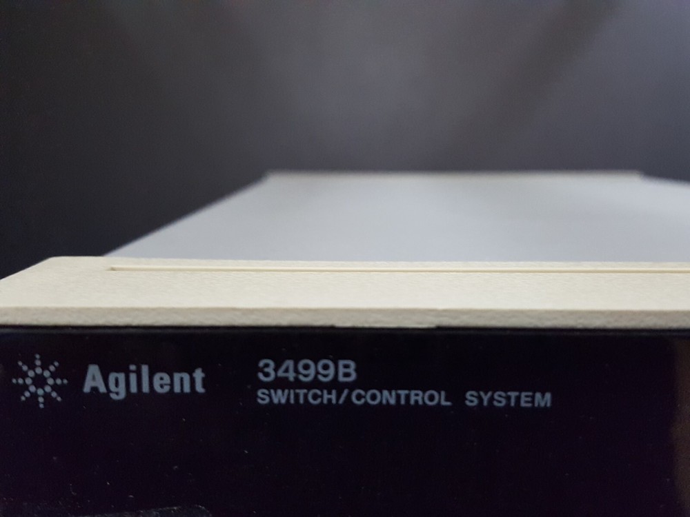 Agilent 3499B: Switch / Control System Main Frame (0477)