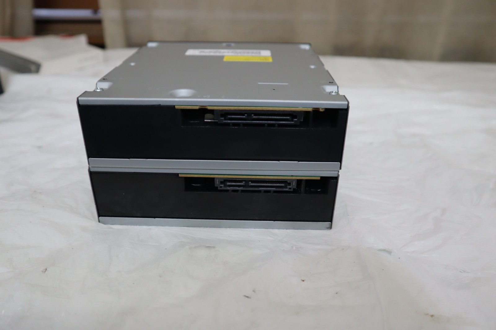 LG GH24NS95/GH24NSBO Super Multi Internal DVD Writer Lot of 2