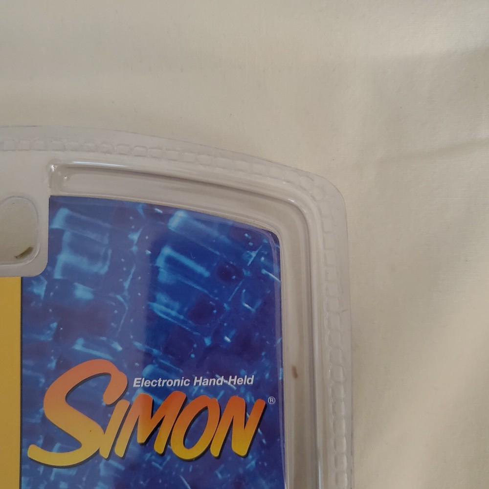Milton Bradley 2002 SIMON Electronic Hand-Held Mini 25TH Anniversary Version-New