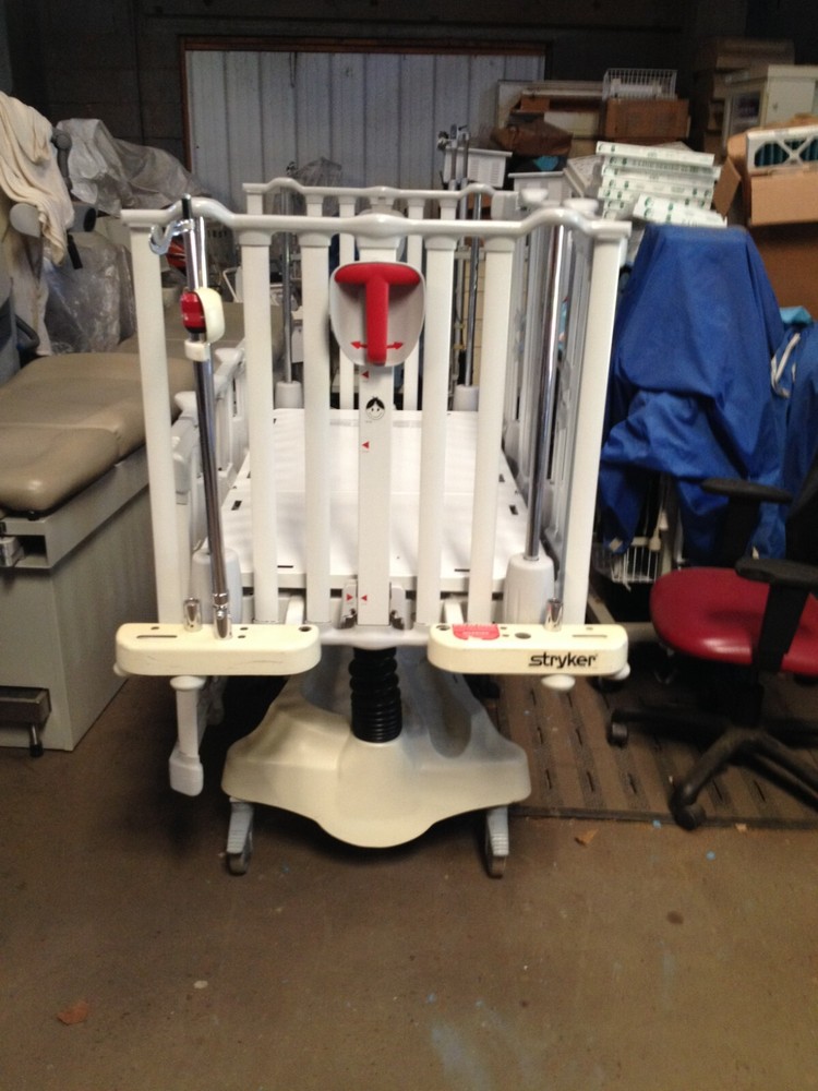 Stryker Bertic Crib