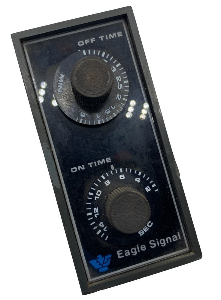 EAGLE SIGNAL CONTROLS MINIFLEX SERIES DA1312A3 SOLID-STATE TIMER 120V 🎯