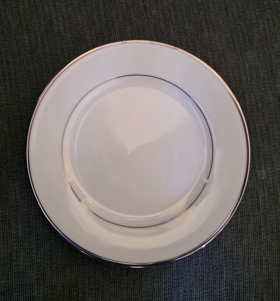 NORITAKE CONTEMPORARY *SPECTRUM* 2983 ~ 6 PC. PLACE SETTING
