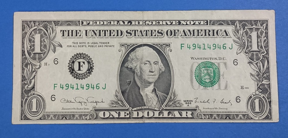 F49414946J $1 Misaligned Misprint Error One Dollar Bill 1988A Note