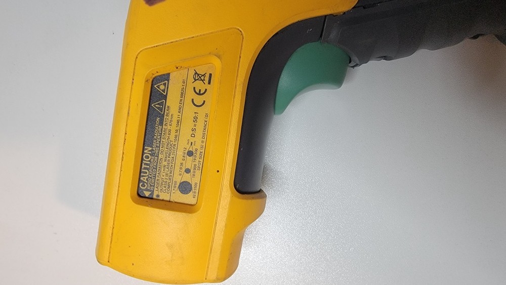 FLUKE 568 IR THERMOMETER HANDHELD