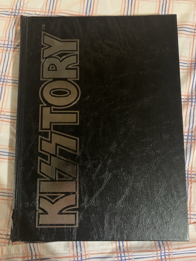 KISSTORY AMAZING+HUGE HARDCOVER BOOK     INCREDIBLE PICTURES+ARTICLES       KISS