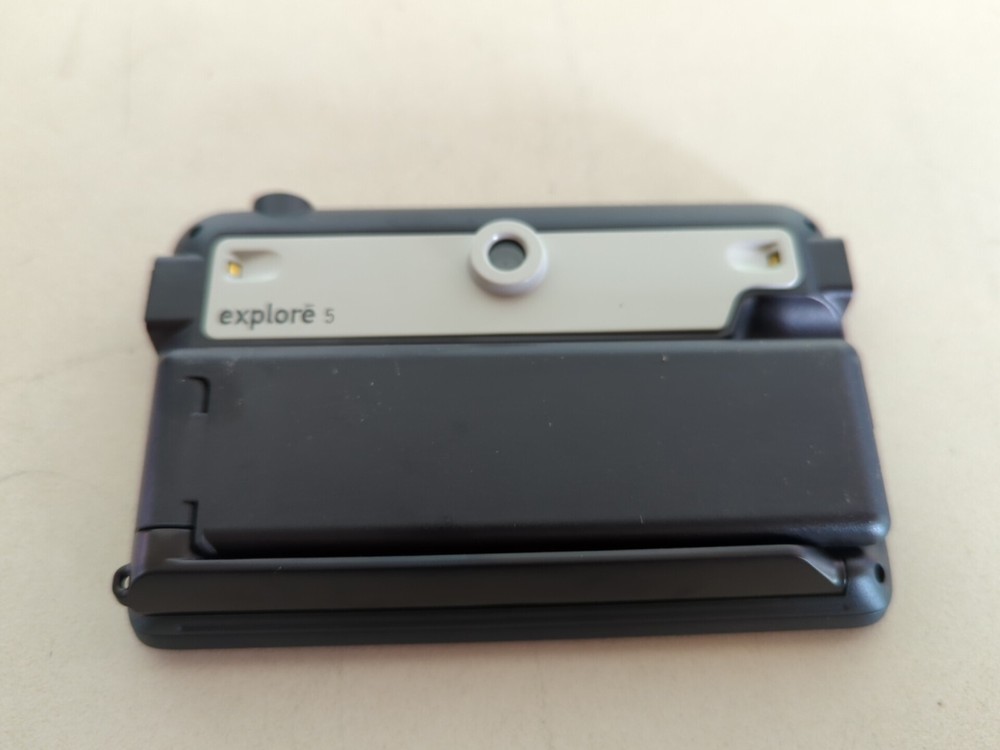 HUMANWARE Explore 5 Handheld Electronic Magnifier - CRACKED SCREEN