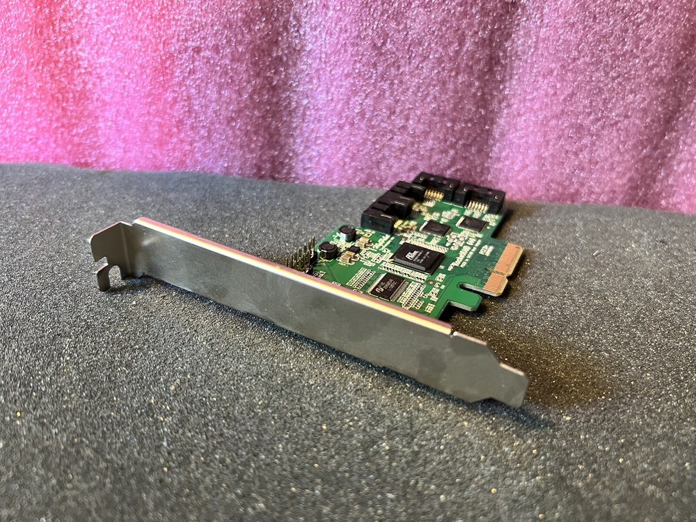 HIGHPOINT ROCKETRAID 640 Array Card 4 Port 6GB/s