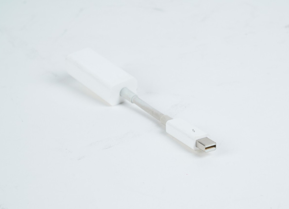 Apple A1433 Thunderbolt to Gigabit Ethernet Adapter
