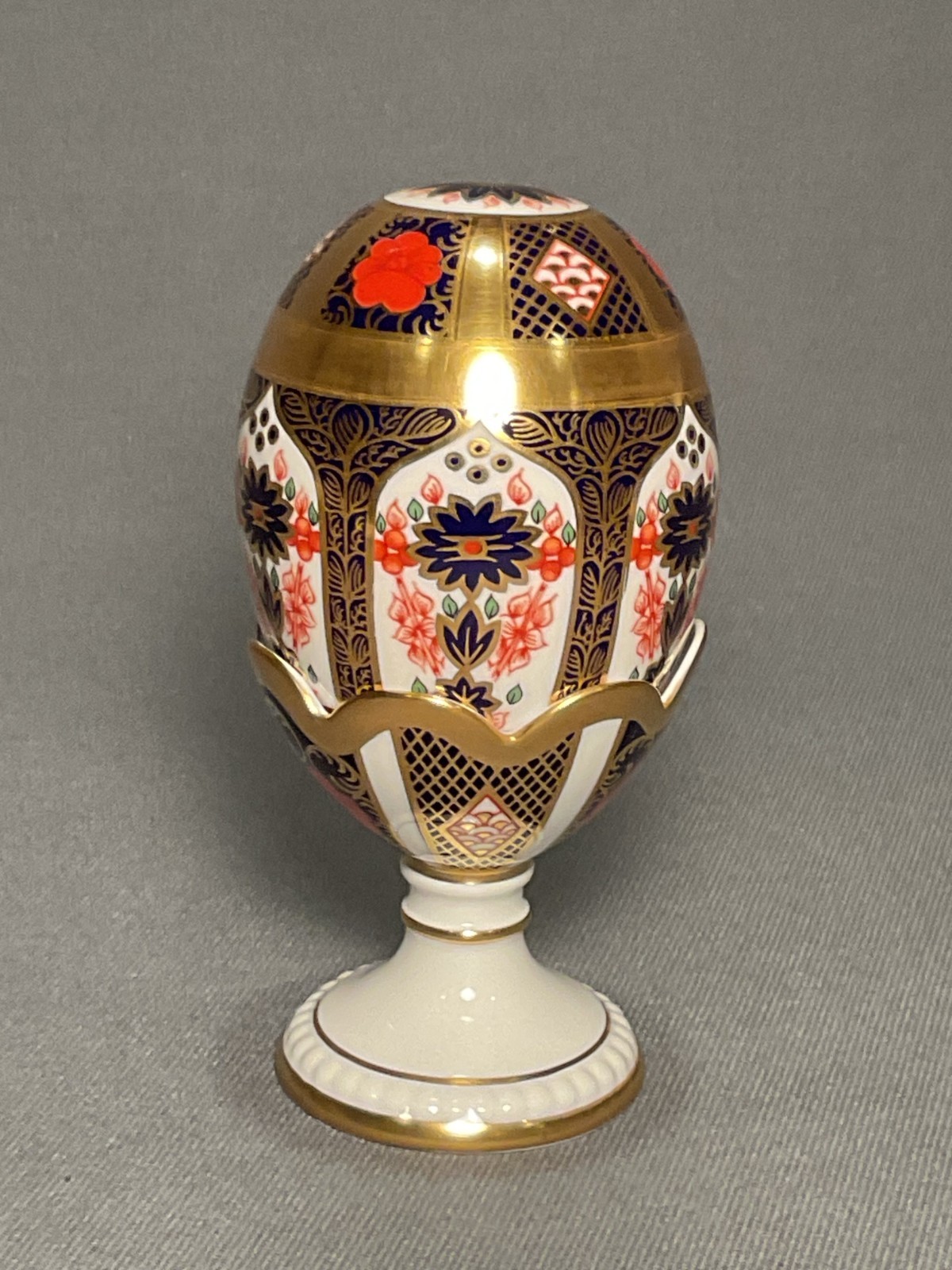 Royal Crown Derby - Old Imari - Solid Gold Band - Egg with Stand