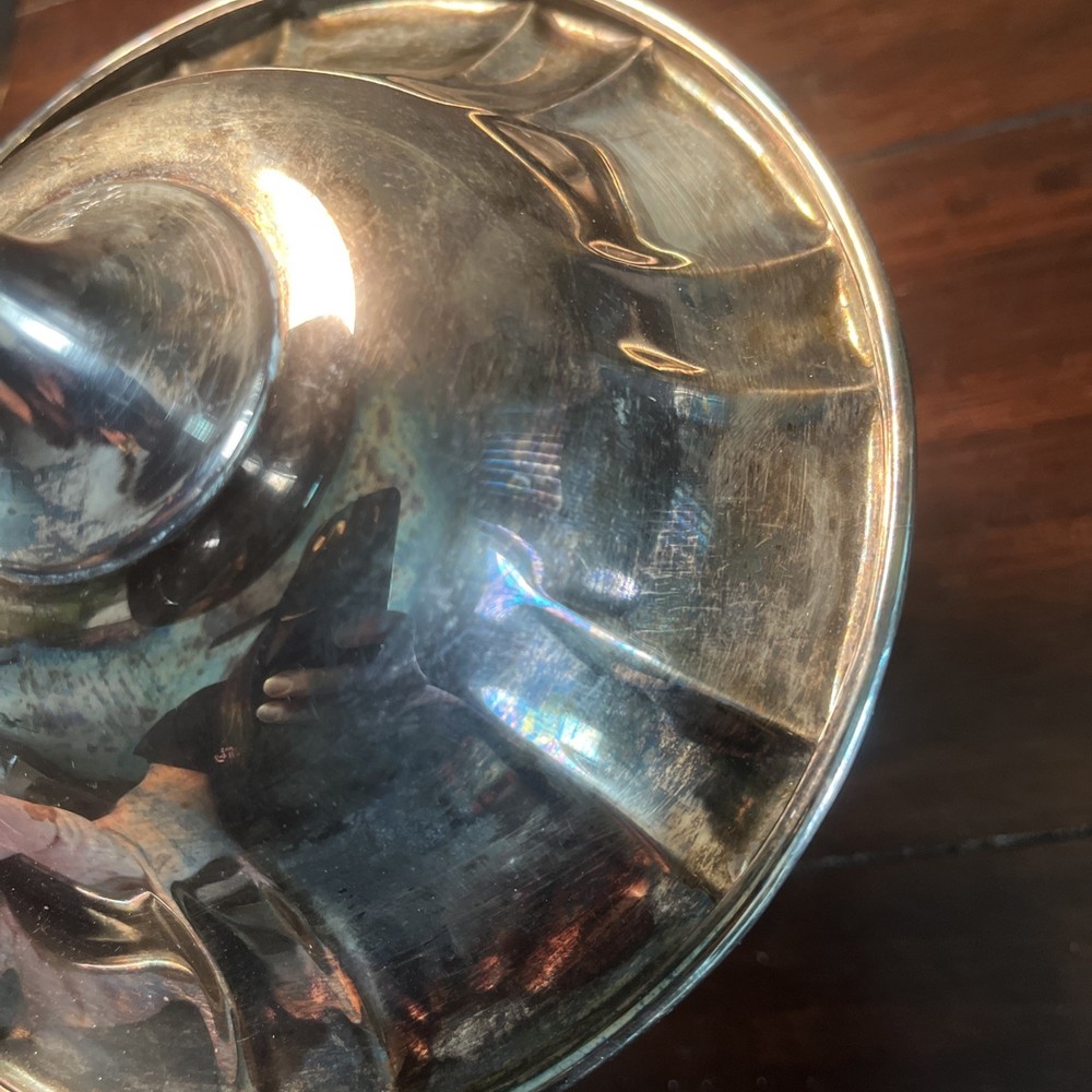 Vintage Oneida Silversmiths Silver Plated Footed Candy Dish