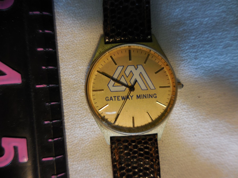 GATEWAY MINING WRIST WATCH --DOESN'T WORK