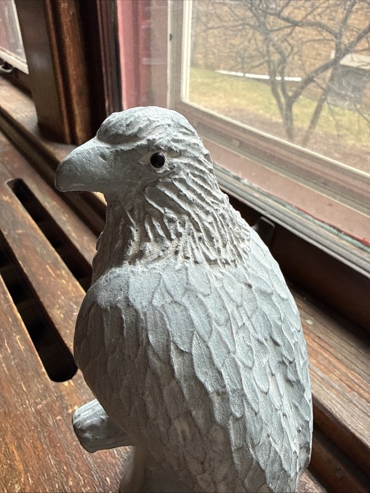 Isabell Bloom Eagle Figurine Signed 2004 – Cast Stone Bird Statue 9”
