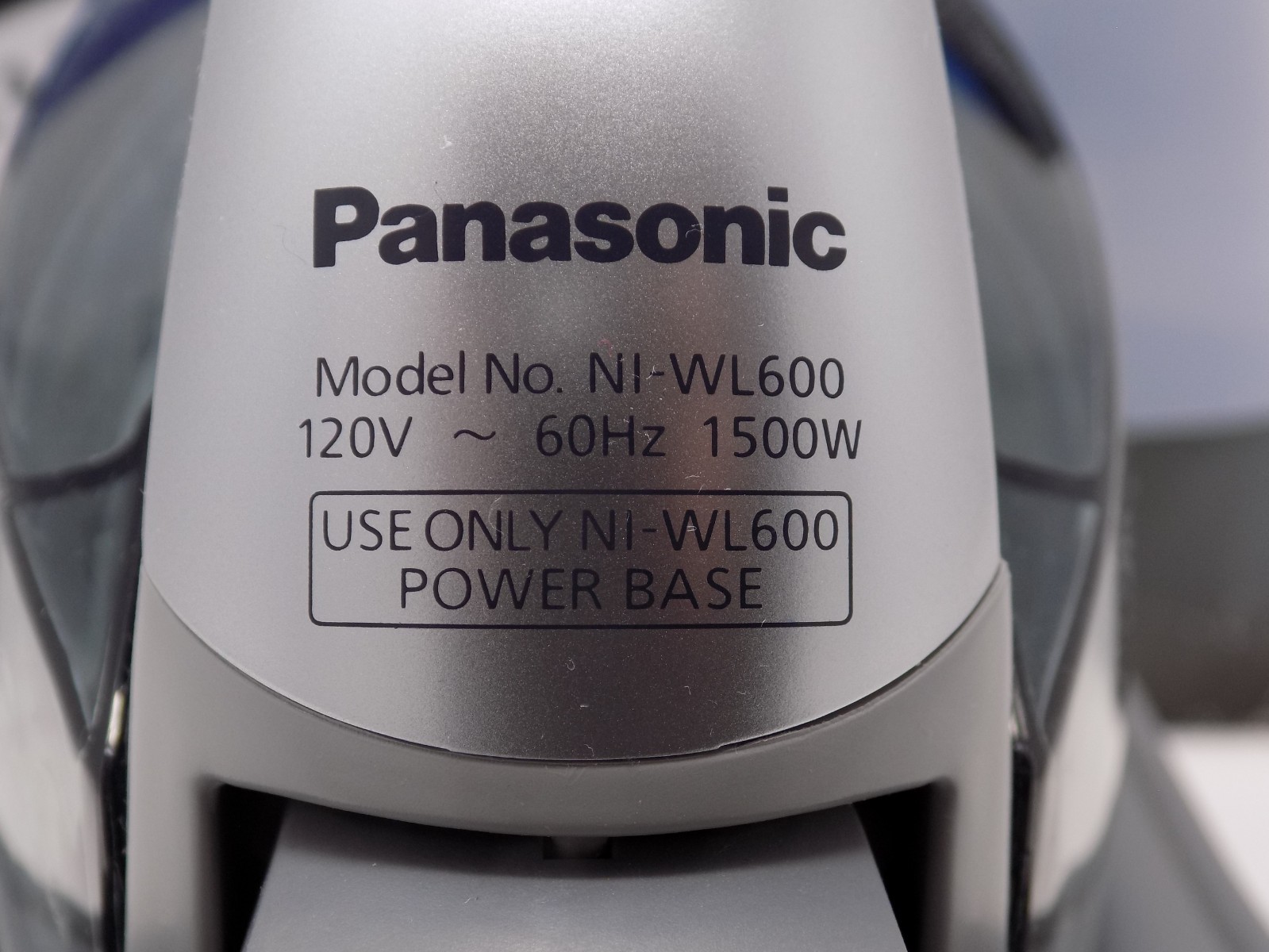 Panasonic NI-WL600 Portable Cordless Steam Iron 360 Freestyle w/ NO COVER Tested