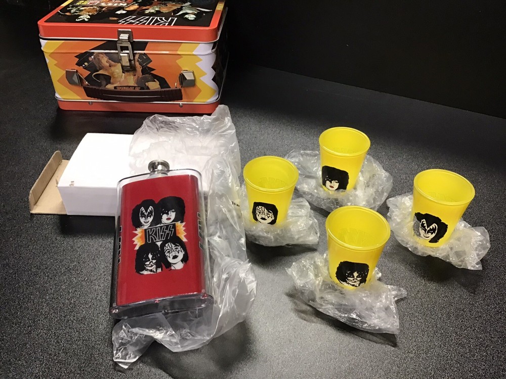 KISS Band Lunch Box Tin Tote Flask Shot Glasses Set Bif Bang Pow! 2960 made