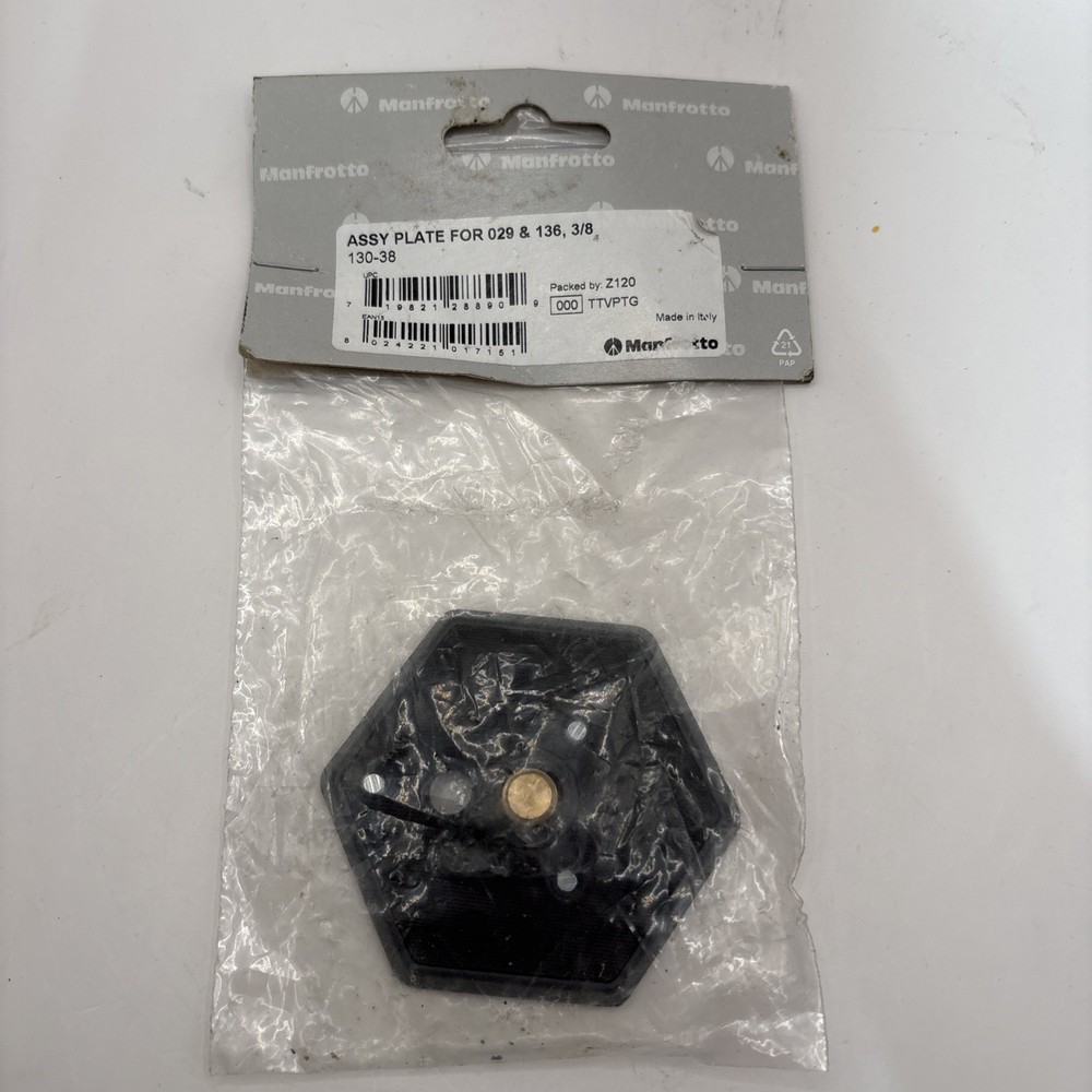 130- 38 Hexagonal Quick Release Mounting Plate with 3/8-Inch Thread and Flush Mo