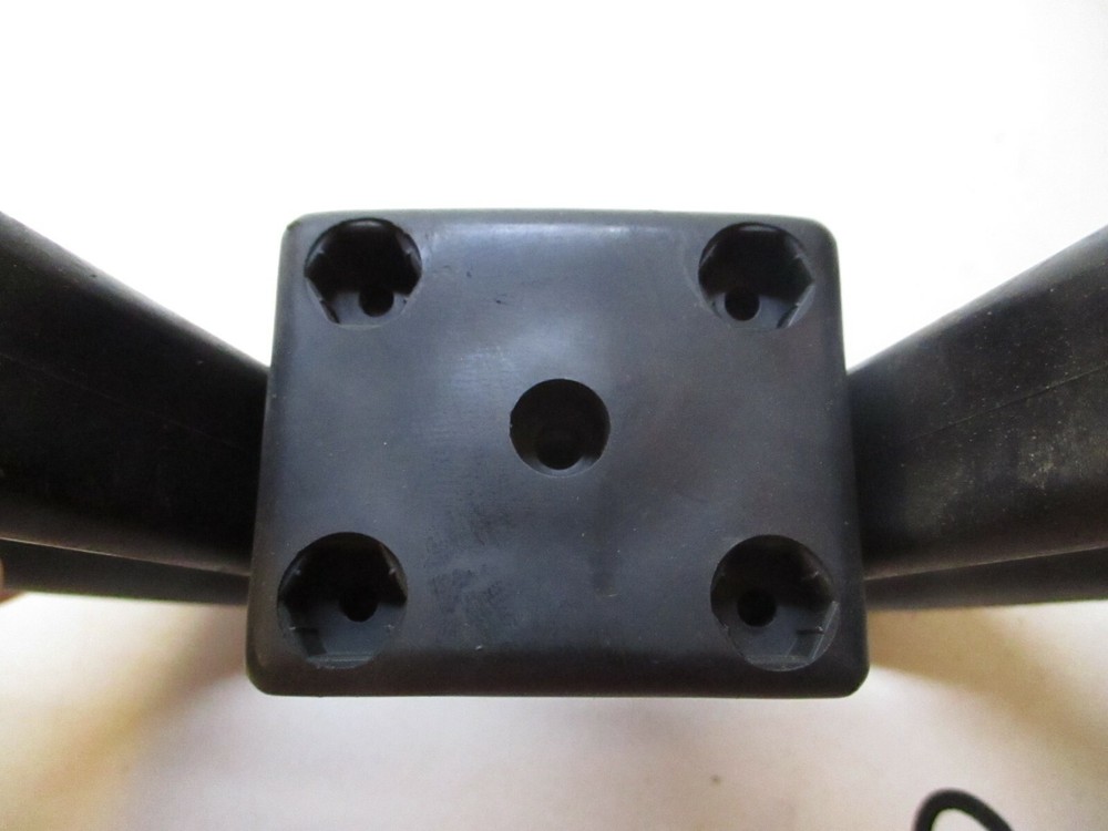TROY-BILT TB575SS Trimmer Loop Handle