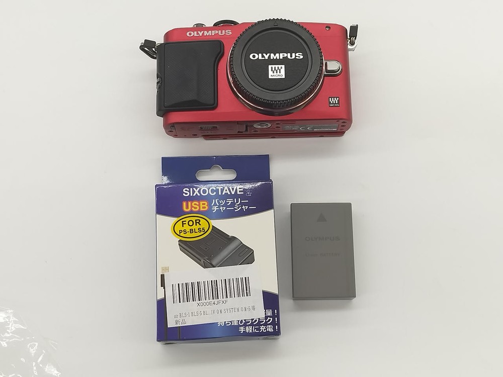 OLYMPUS E-PL6 Digital Mirrorless Camera