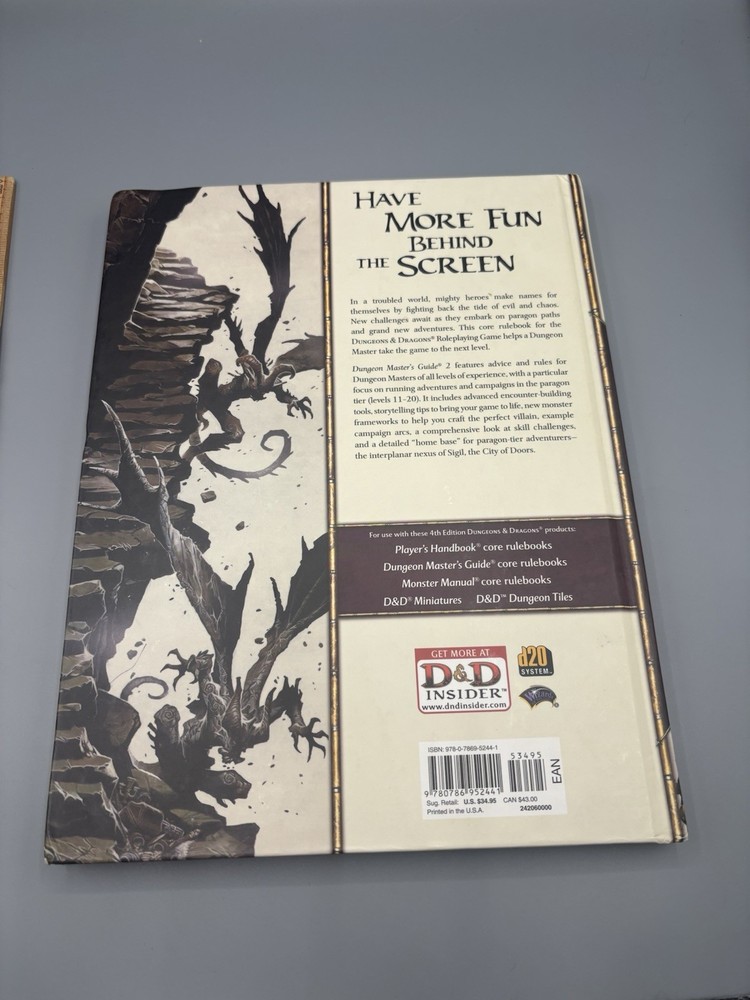 DUNGEONS & DRAGONS Dungeon Master's Guide 2 2009