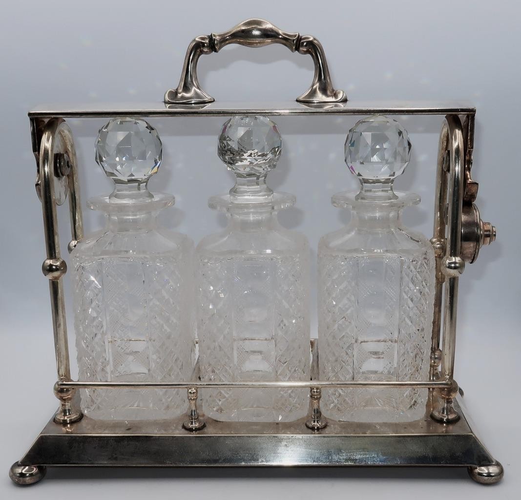 MAPPIN & WEBB Silver Plated Liquor TANTALUS w/ 3 Decanters & Lock, 13" x 12"