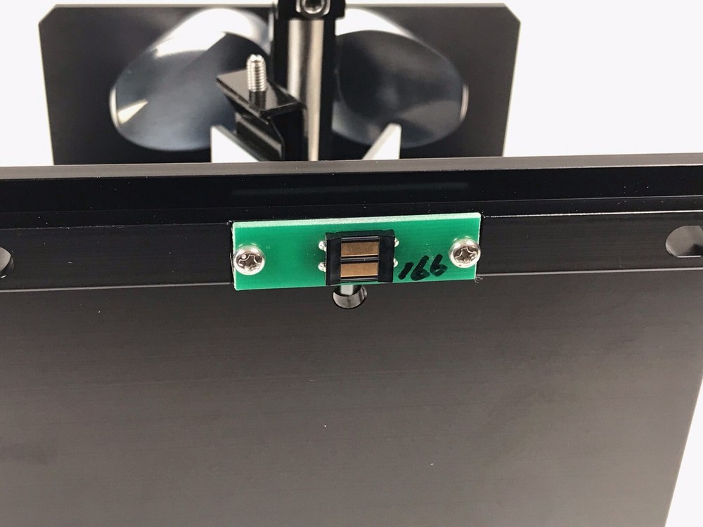Shimadzu DRS-8000A Diffuse Reflective Measurement Instrument Attachment