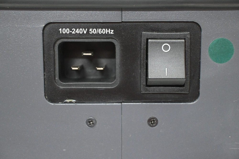 Bowens QuadX 3000 power pack