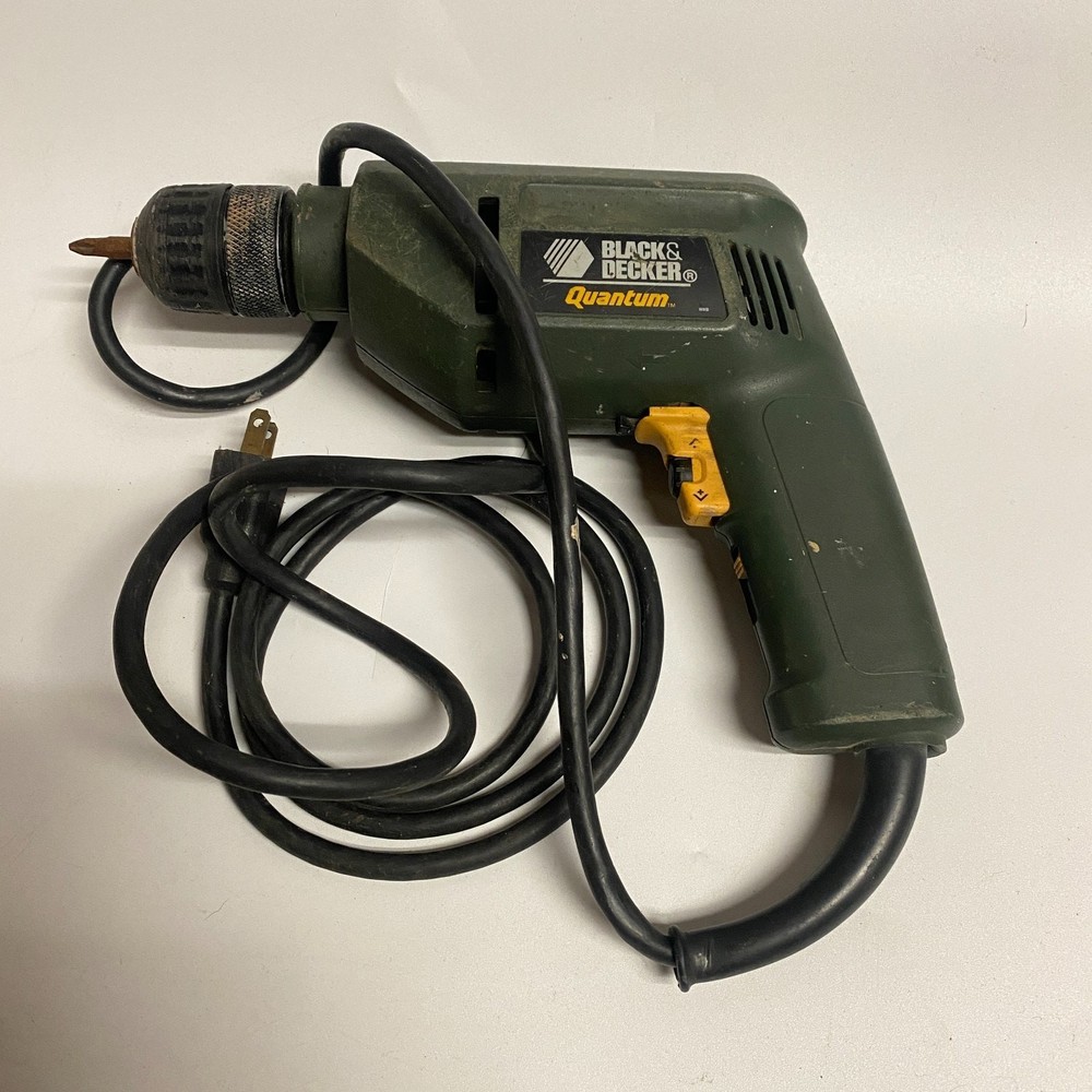 BD1000 Black & Decker Quantum 4 Amp Variable Speed Reversible 3/8 Drill
