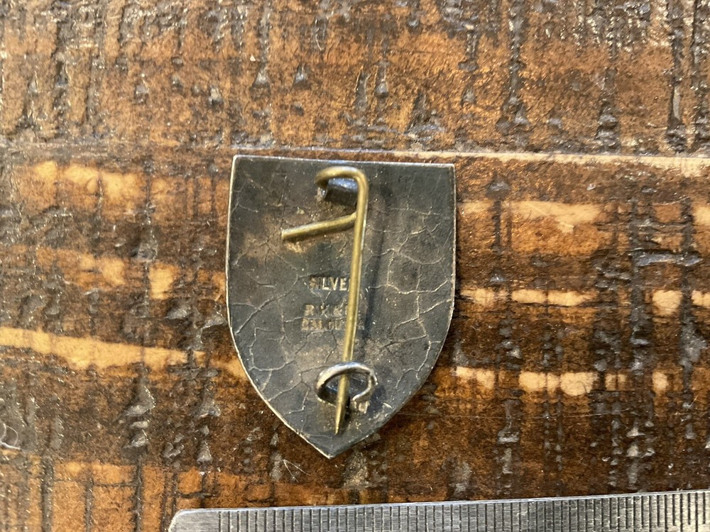 ORIGINAL WWII SILVER INDIA MADE CBI DUI PIN WITH CALCUTTA MAKERS MARK