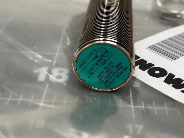 Raymond 1022003/001 Proximity Sensor For Forklift NBB8-18GM60-AO-200MM-3AMP NEW