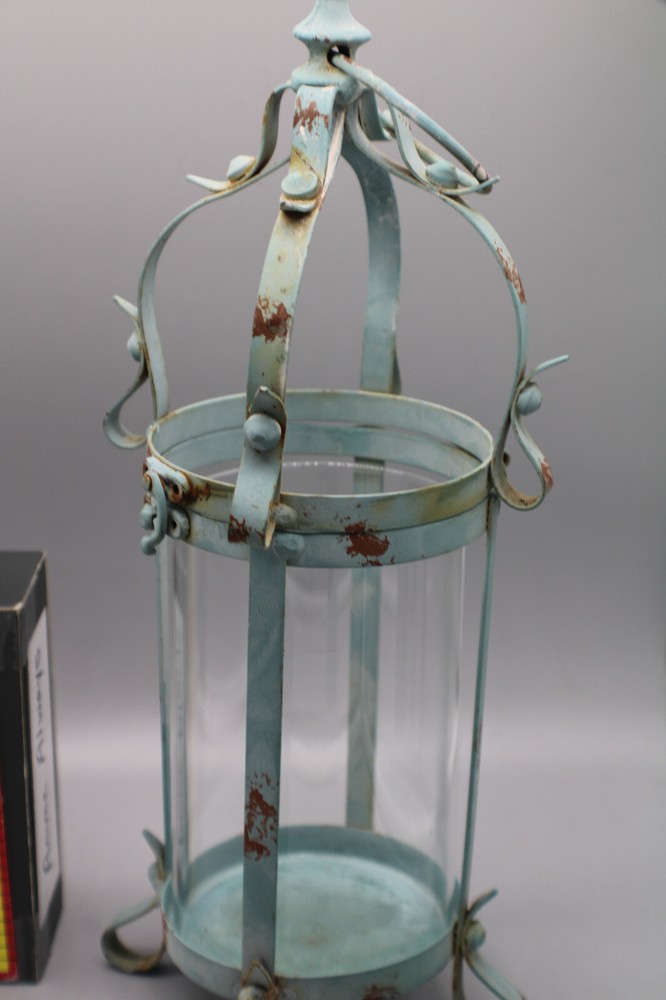 Metal decorative lantern