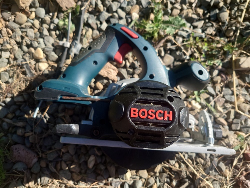 bosch ccs180 Circular Saw