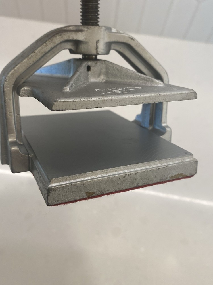 Vintage Thor White Ace Stamp Press Clamp With Red Knob