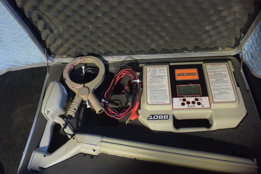 Subsite Model 950 Locator Wand and 980T Transmitter Set with Inductive Clamp