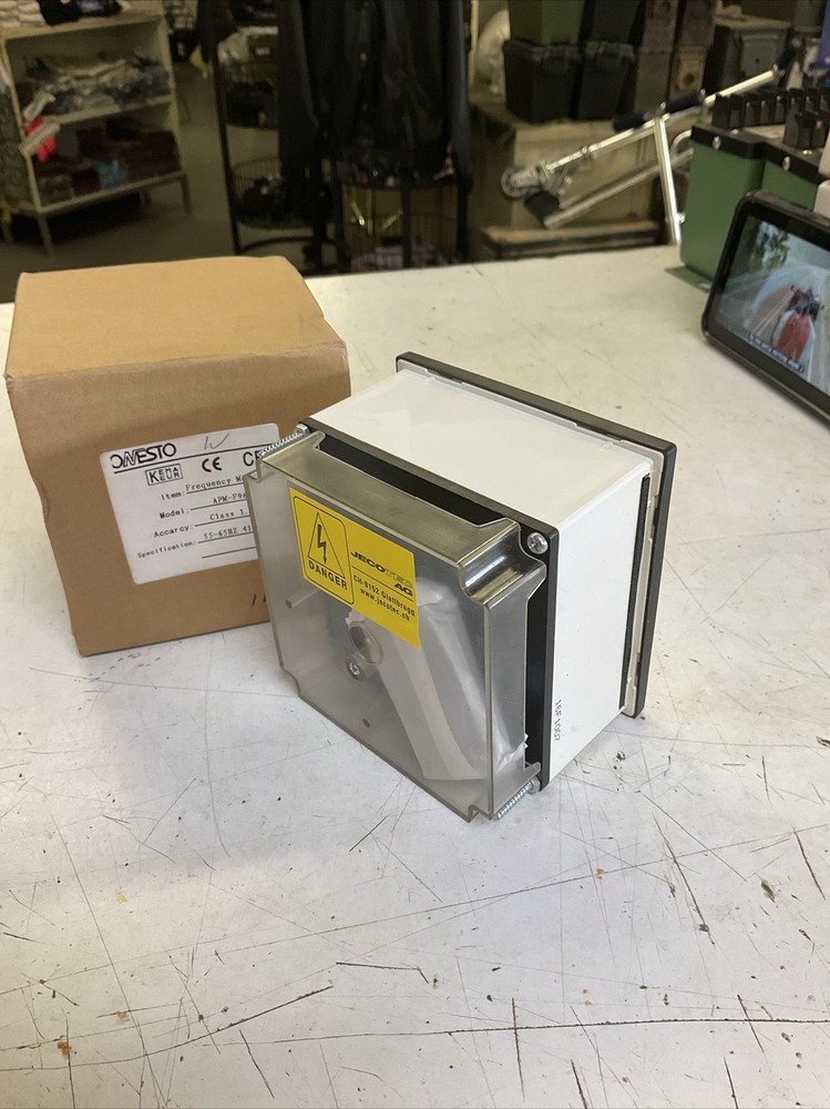 Frequency Meter Jecotec Model # APM-F96.    415 Volts