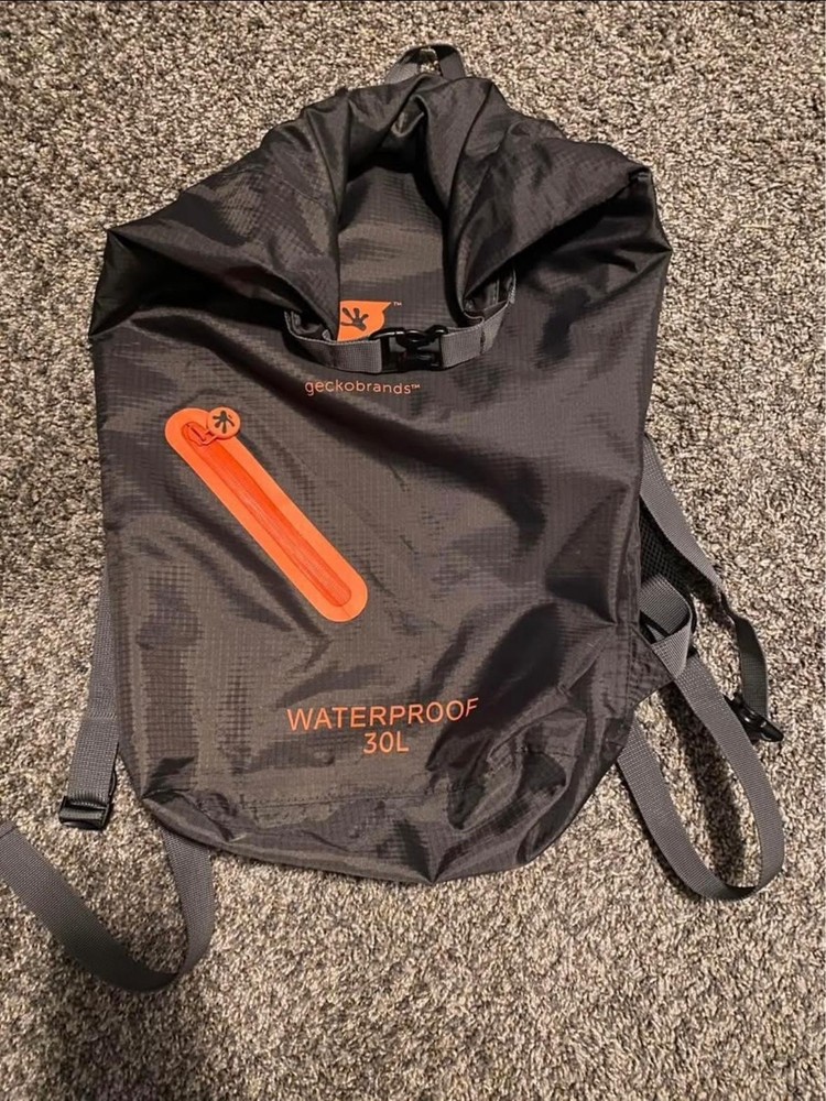 Geckobrands Lightweight 30L Waterproof Backpack