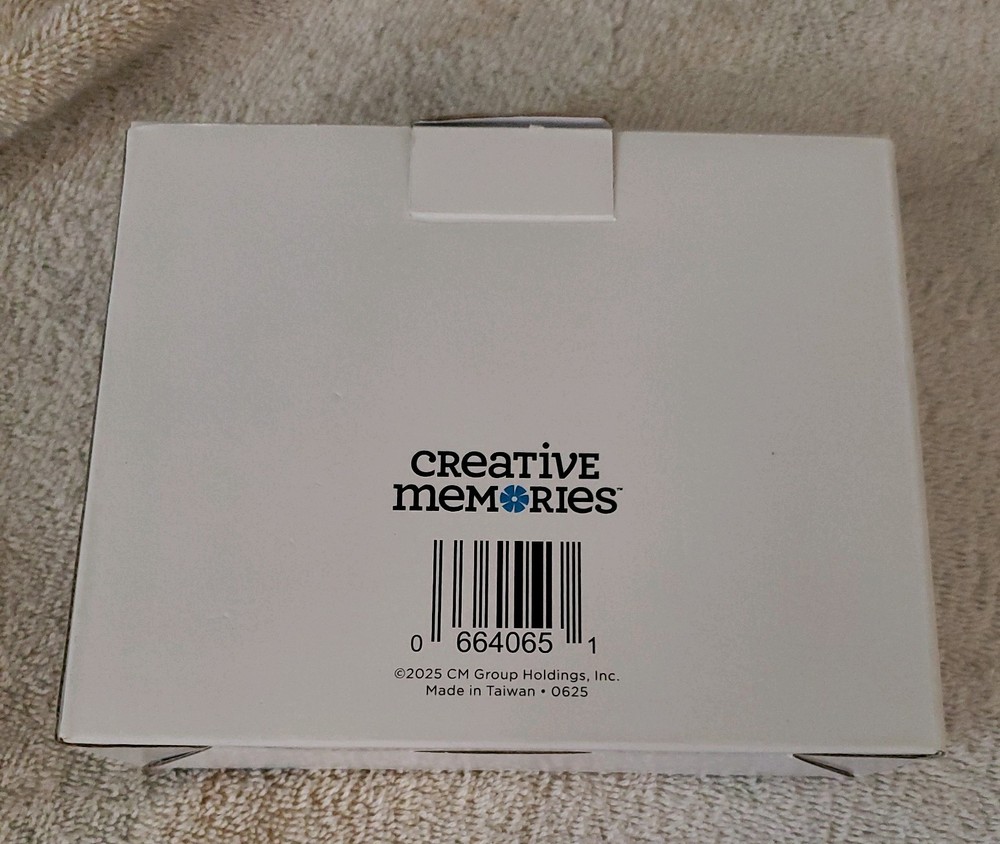NEW Creative Memories Shark Decorative Border Punch (Read Note)