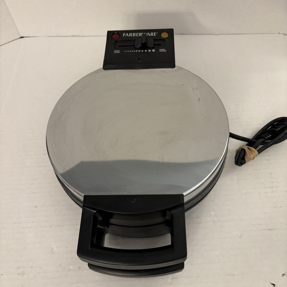 Farberware Single-Flip Non-stick Belgian Waffle Maker. Multiple Settings. Tested
