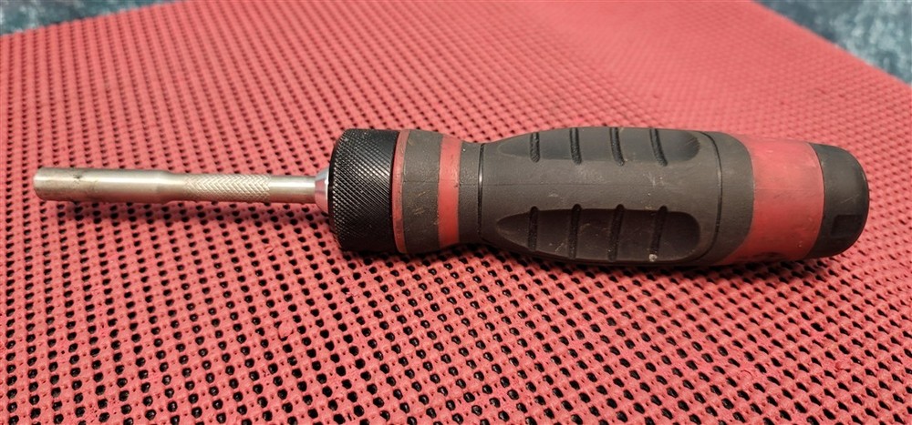 MAC TOOLS SBDR49SA MAC-GRIP RATCHETING 1/4" HEX BIT SCREWDRIVER SET 2PC MISSING