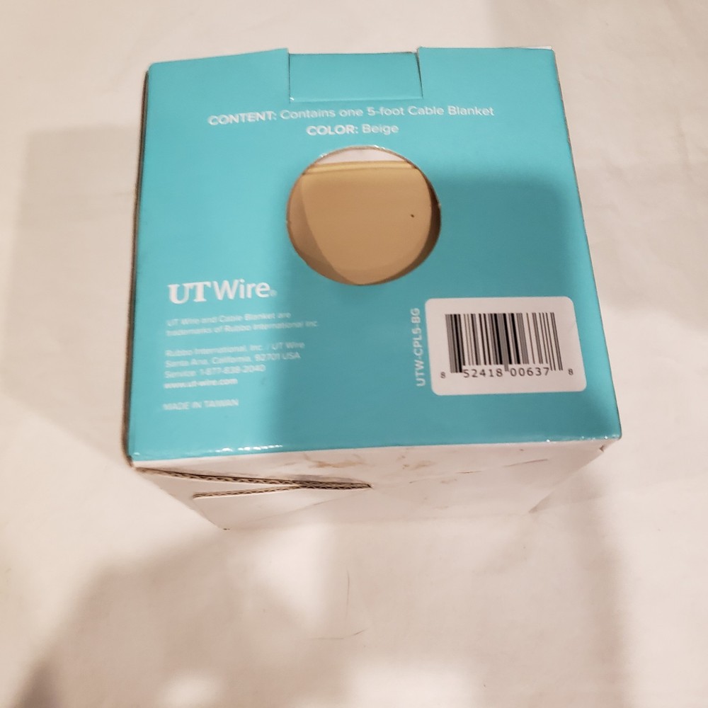 UT Wire Cable Blanket, Opened Never Used