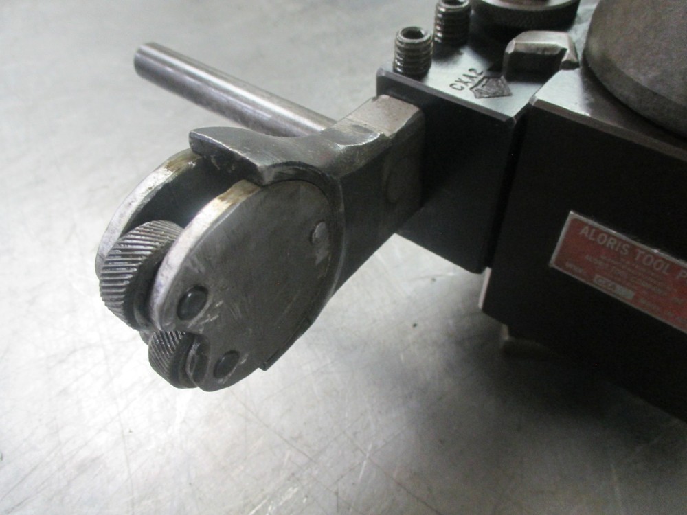 USED Aloris CXA Type Quick-Change Tool Post w/ CXA-2 Holder & Knurling Tool