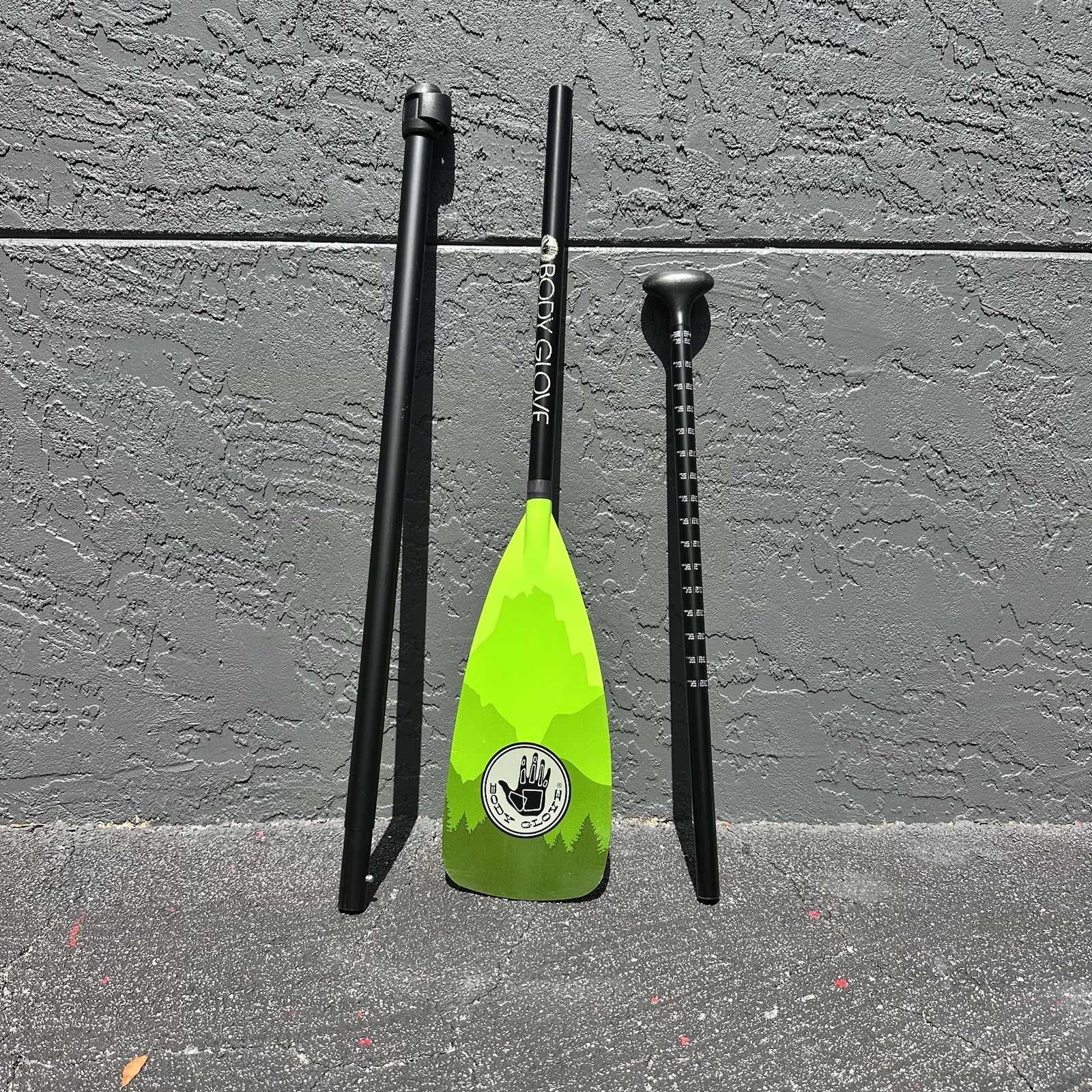 3-Piece Adjustable SUP Paddle –Lightweight, Floating Aluminum Shaft (Body Glove)