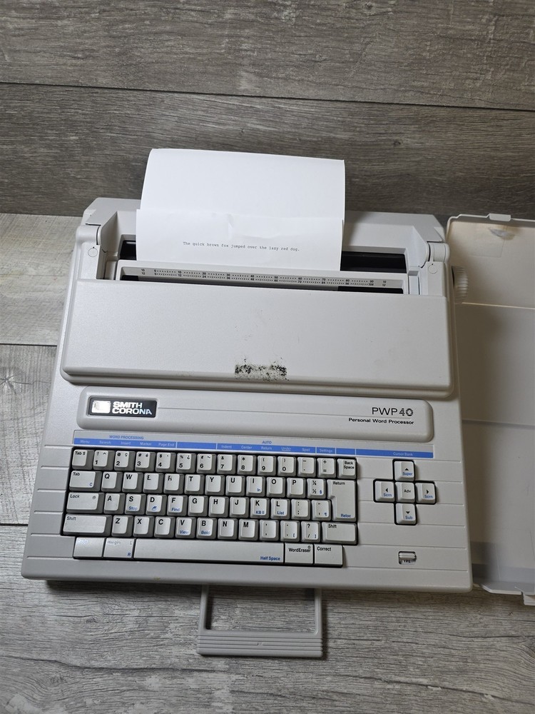 Smith Corona PWP 40 5D Electronic Typewriter - tested - working - includes disk