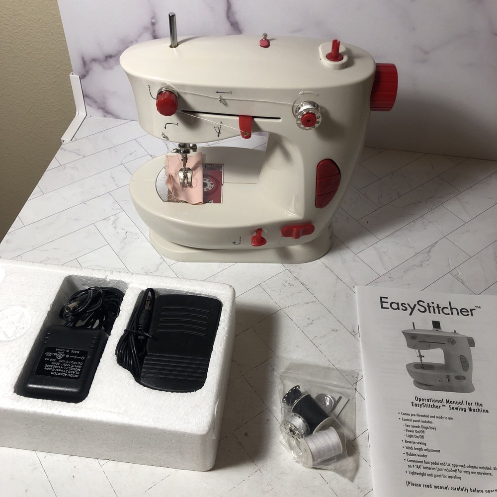 Easy Stitcher Table Top Sewing Machine D2-5001 BARELY USED