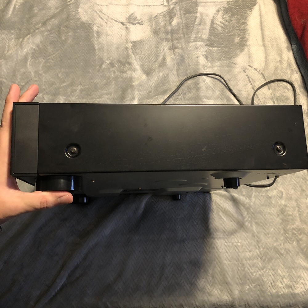 Sony CDP-C20 5 Disc CD Player - Powers On, Tray Will Not Open/Close On Its Own