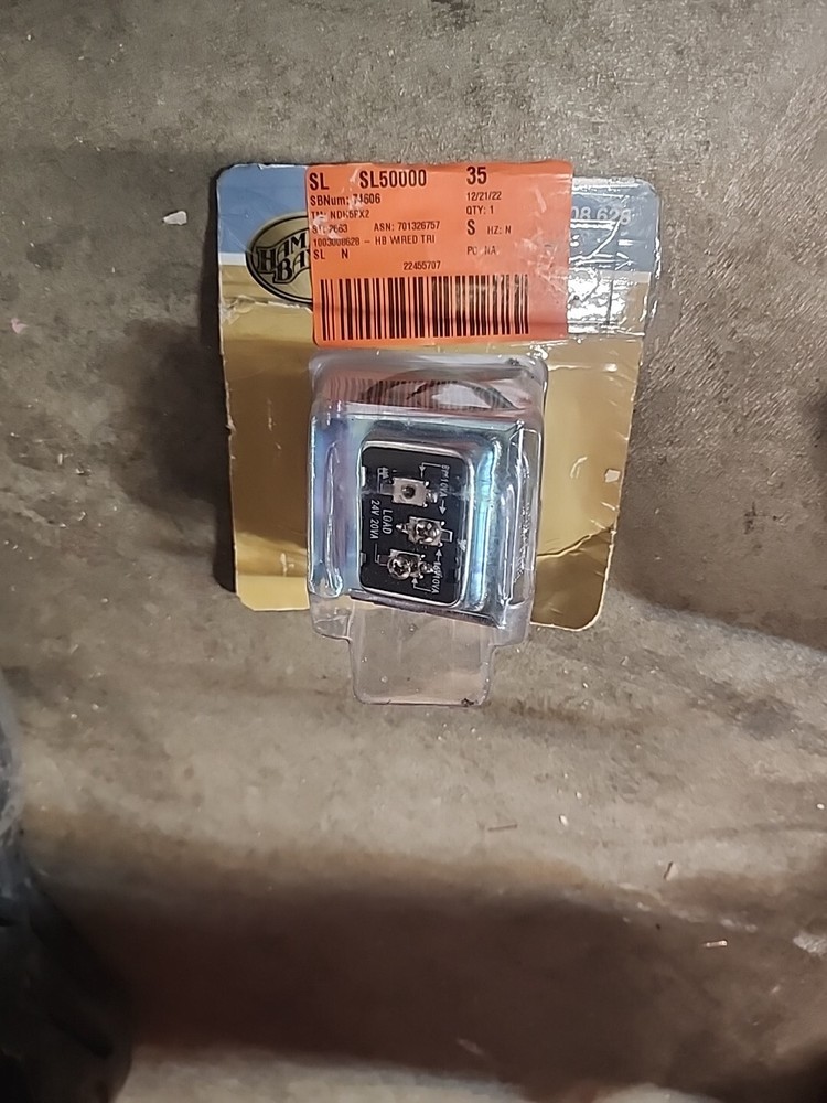 Hampton Bay - Wired TriVolt Transformer - Model #1003-008-628