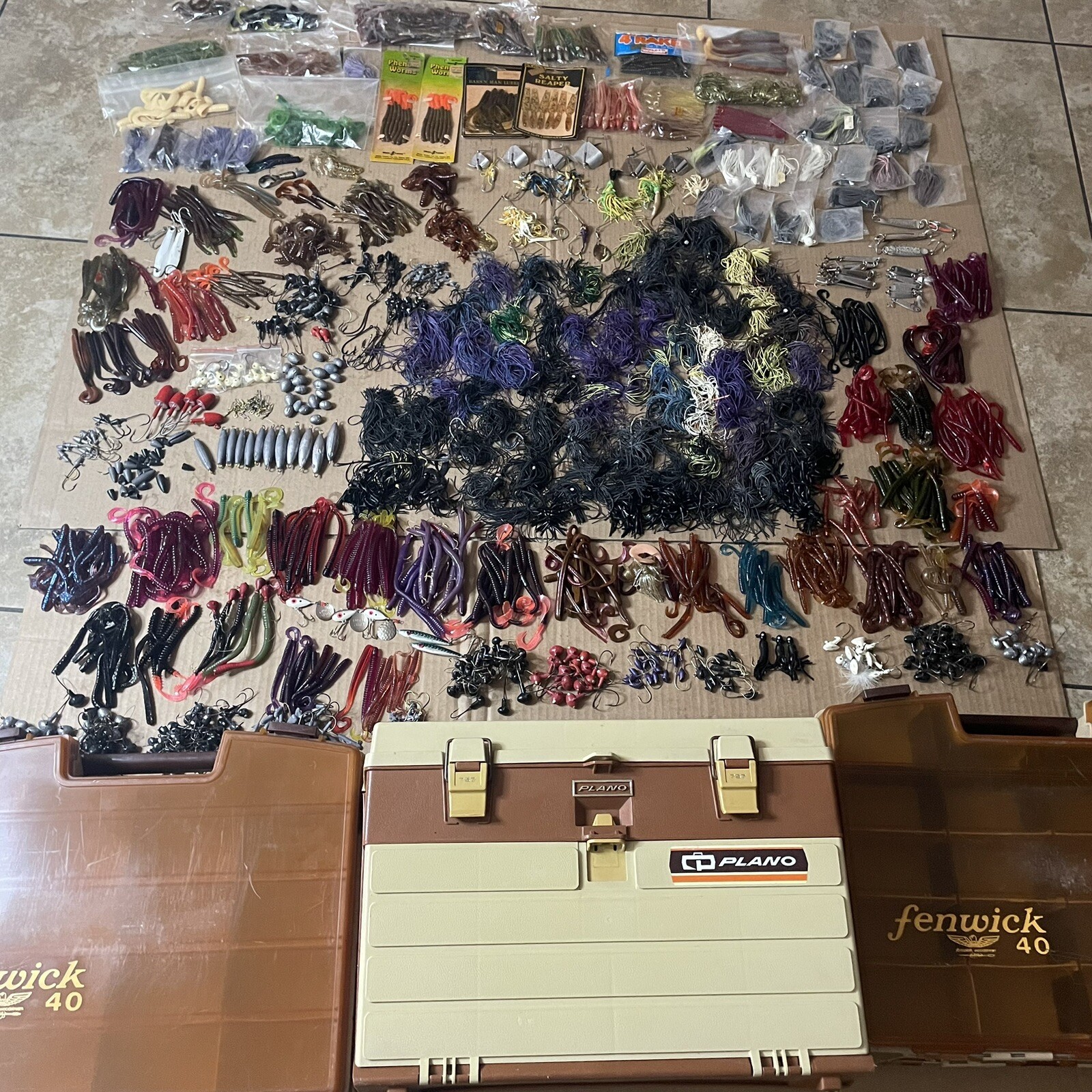 Vintage Fishing Lot Jig Heads Spoons 3 Tackle Boxes Plano Fenwick 100s Of Pcs