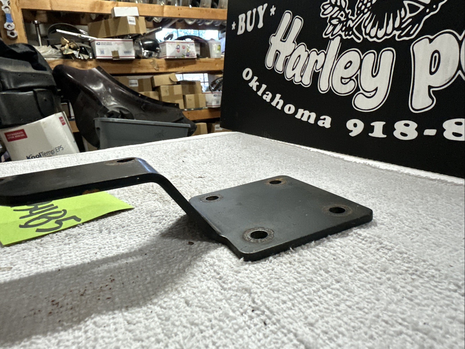 Harley Vance And & Hines Touring Exhaust Mount Bracket Used Header Head Pipe